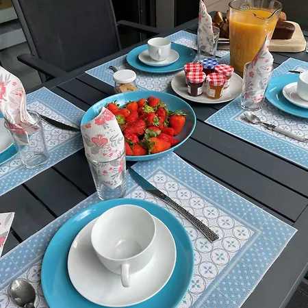 Bay Side Adresse D'exception En Bord De Апартаменти Антіб