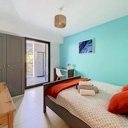 Bay Side Adresse D'exception En Bord De Антіб
