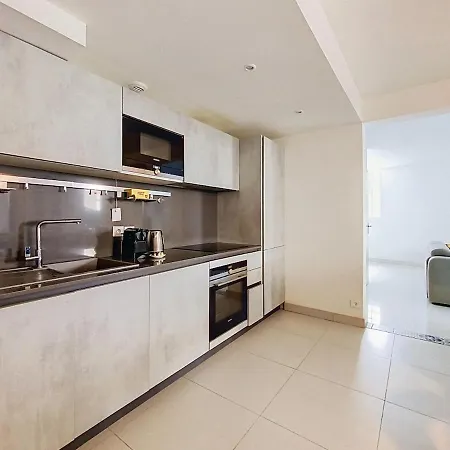 Bay Side Adresse D'exception En Bord De * Антіб