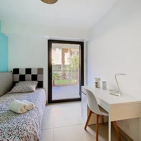 Апартаменти Bay Side Adresse D'exception En Bord De Антіб